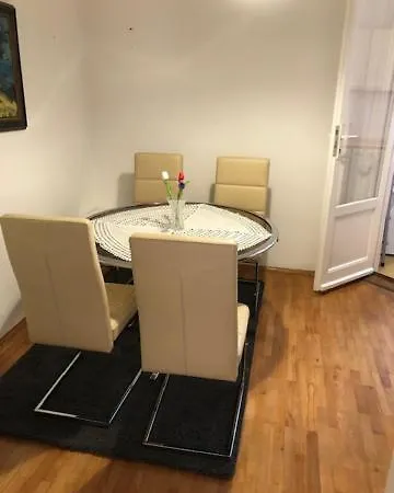 Bulevar 2 Bedroom Apartment