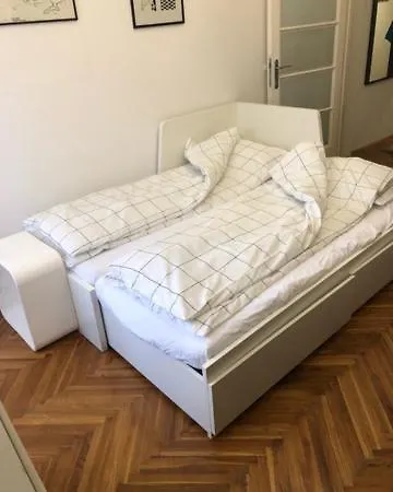 Bulevar 2 Bedroom Apartment