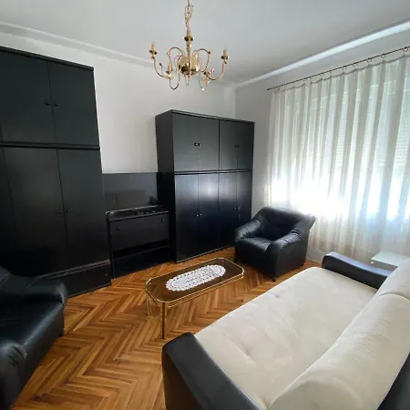 Apartment Bulevar 2 Bedroom *